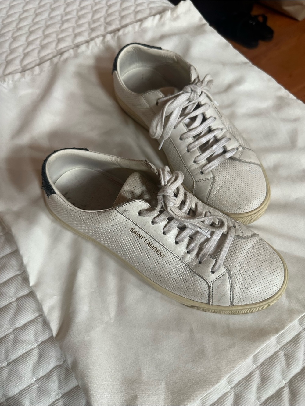 Saint Laurent Women’s White Leather Glitter Andy Sneakers